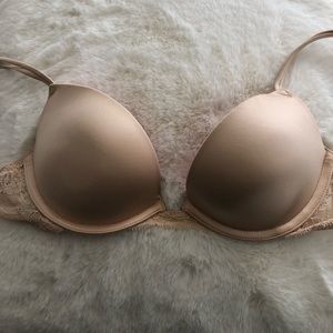 Victoria’s Secret push-up bra